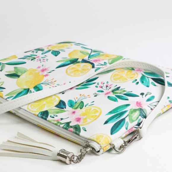 Lemon Love Crossbody/clutch - Picture 3 of 4